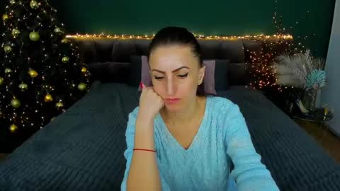 Snapshot of rebecca_diamonds chatting on 01/06/25, 12:57 rebecca_diamonds online show from 01/06/25, 12:57