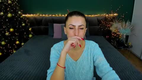 Snapshot of rebecca_diamonds chatting on 01/19/25, 09:44 rebecca_diamonds online show from 01/19/25, 09:44