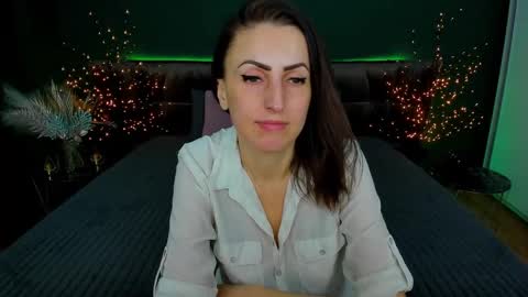 Snapshot of rebecca_diamonds chatting on 02/03/25, 09:41 rebecca_diamonds online show from 02/03/25, 09:41