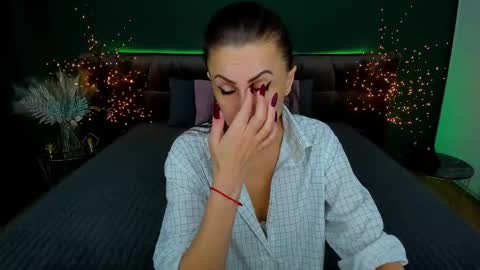 Snapshot of rebecca_diamonds chatting on 02/10/25, 12:50 rebecca_diamonds online show from 02/10/25, 12:50