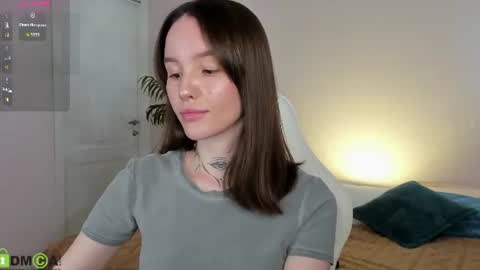 Snapshot of rebecca_vargas chatting on 06/16/26, 12:57 Rebecca online show from 06/16/26, 12:57