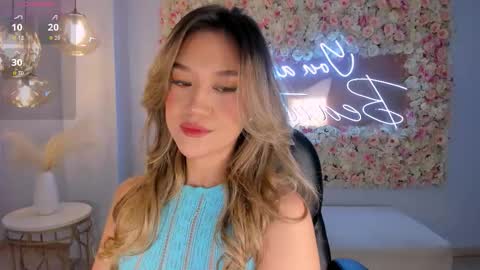 Rebe online show from 10/14/25, 07:03