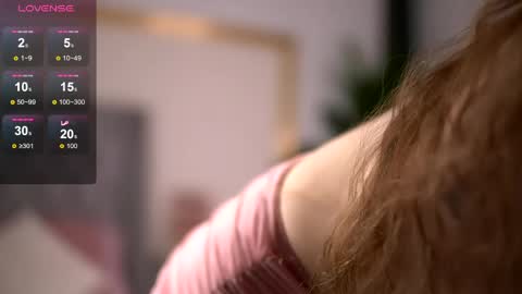 Snapshot of rebeccarese chatting on 04/16/26, 07:53 Rebecca online show from 04/16/26, 07:53