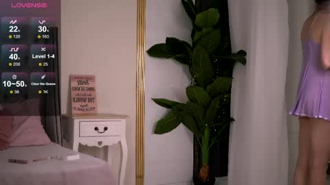 Snapshot of rebeccarese chatting on 06/01/26, 09:11 Rebecca online show from 06/01/26, 09:11
