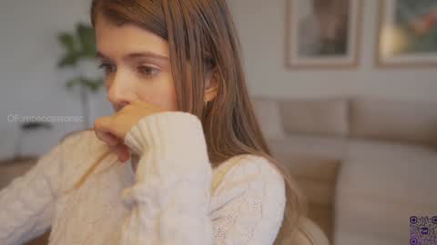 Snapshot of rebeccastonee chatting on 09/25/25, 09:40 - Maria - Of rebeccastonec - telegram online show from 09/25/25, 09:40