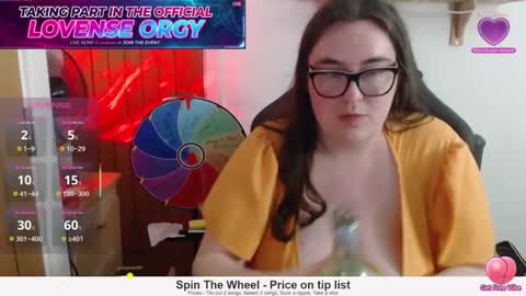 Snapshot of rebeccasummercam chatting on 05/24/26, 02:05 rebeccasummercam online show from 05/24/26, 02:05