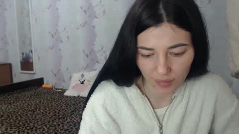Snapshot of rebeka_08 chatting on 02/13/26, 09:00 Rebeka 08 online show from 02/13/26, 09:00