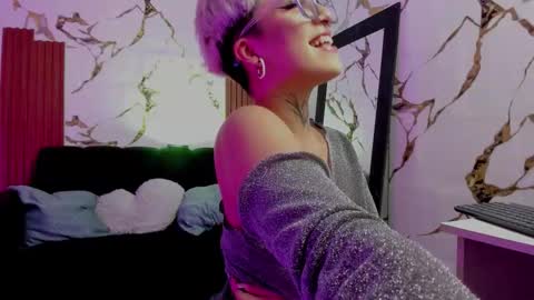 Snapshot of rebeka_baker chatting on 09/10/25, 03:28 REBEKA online show from 09/10/25, 03:28