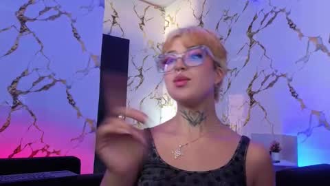 Snapshot of rebeka_baker chatting on 02/24/26, 03:43 REBEKA online show from 02/24/26, 03:43