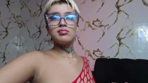 Snapshot of rebeka_baker chatting on 04/05/26, 02:36 REBEKA online show from 04/05/26, 02:36