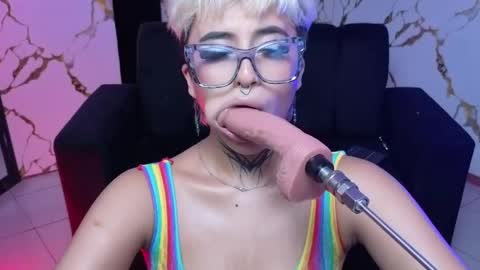 Snapshot of rebeka_baker chatting on 04/18/26, 02:37 REBEKA online show from 04/18/26, 02:37
