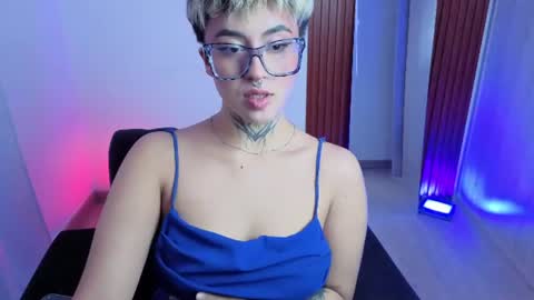 Snapshot of rebeka_baker chatting on 06/27/26, 11:04 REBEKA online show from 06/27/26, 11:04