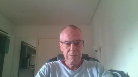 Rene online show from 01/18/26, 06:34