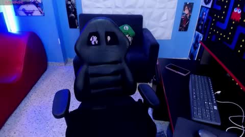 Snapshot of red_deevil chatting on 03/19/26, 10:03 RED Schedule 1500 - 2100 gtm-5 online show from 03/19/26, 10:03