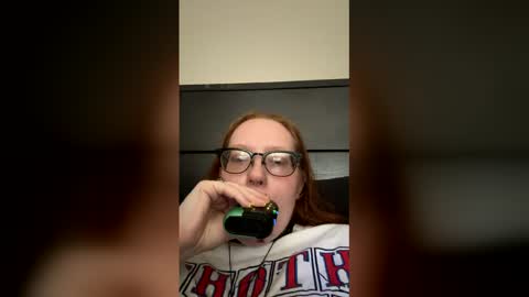 Snapshot of red_hot_foxx03 chatting on 03/27/26, 07:46 red_hot_foxx03 online show from 03/27/26, 07:46