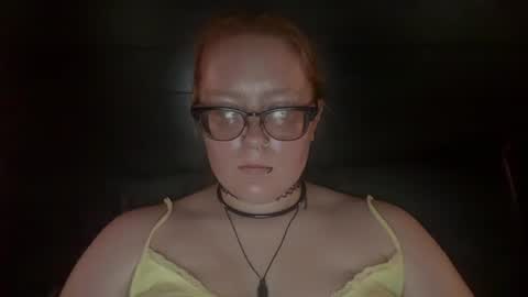 Snapshot of red_hot_foxx03 chatting on 08/04/26, 03:03 red_hot_foxx03 online show from 08/04/26, 03:03