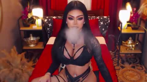 Snapshot of red_ivyy chatting on 10/05/25, 06:45 AsianRedivy online show from 10/05/25, 06:45