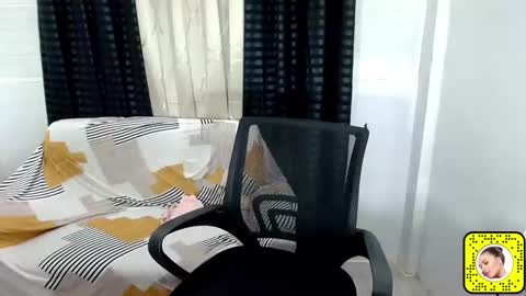 red_kitsune69 online show from 03/08/25, 12:30