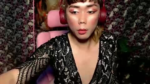 red_kitsune69 online show from 09/15/25, 08:53