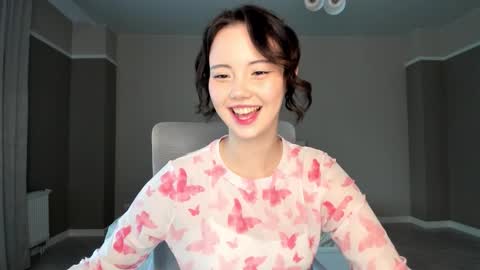 Snapshot of red_mok chatting on 09/13/25, 12:43 Neta online show from 09/13/25, 12:43