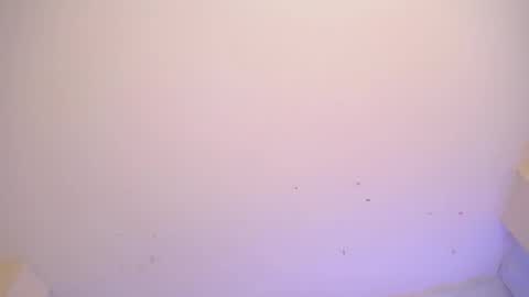 Luna online show from 02/22/25, 09:01