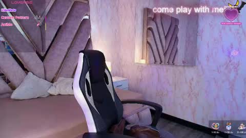 red_pandaa online show from 04/25/26, 04:37