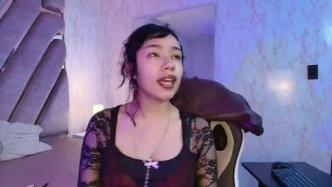 red_pandaa online show from 05/10/26, 03:44