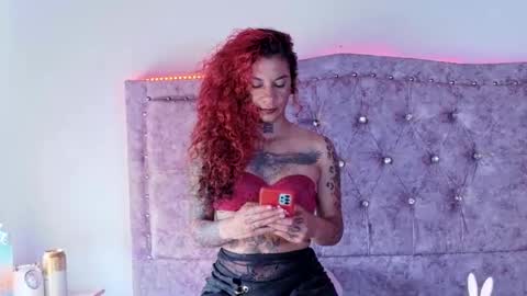 Snapshot of red_savage_ chatting on 12/22/25, 05:21 Instagram Valerie yourdream online show from 12/22/25, 05:21