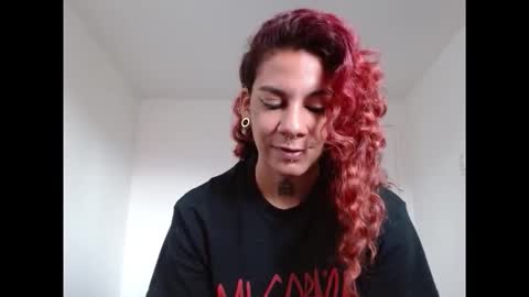 Snapshot of red_savage_ chatting on 03/05/26, 03:41 Instagram Valerie yourdream online show from 03/05/26, 03:41