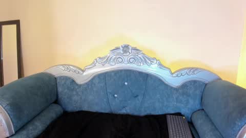     online show from 02/09/25, 02:40