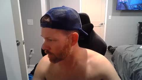 Snapshot of redbeardready4u chatting on 05/09/26, 02:39 Redbeardready4u online show from 05/09/26, 02:39