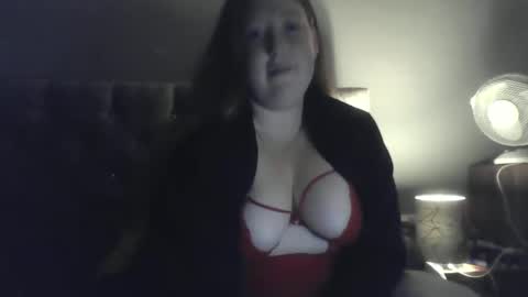 Snapshot of redcannon69 chatting on 09/29/25, 08:46 RedCannon69 online show from 09/29/25, 08:46