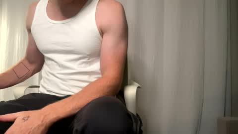 Snapshot of redcockplay chatting on 09/21/25, 05:53 redcockplay online show from 09/21/25, 05:53