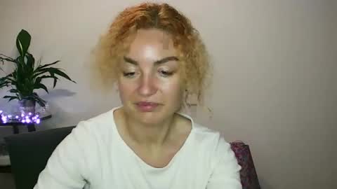 Snapshot of reddgirll chatting on 01/26/25, 09:29 reddgirll online show from 01/26/25, 09:29
