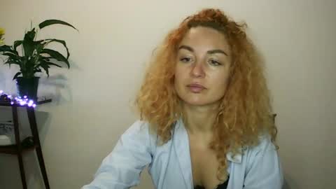 Snapshot of reddgirll chatting on 01/30/25, 06:21 reddgirll online show from 01/30/25, 06:21