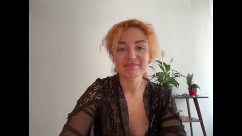 Snapshot of reddgirll chatting on 02/24/25, 01:10 reddgirll online show from 02/24/25, 01:10