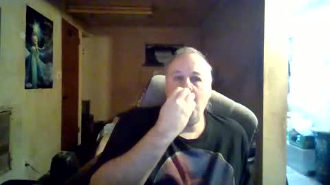 Snapshot of reddragon1195 chatting on 01/12/25, 08:25 reddragon1195 online show from 01/12/25, 08:25