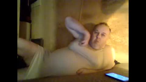 Snapshot of reddragon1195 chatting on 02/27/25, 09:00 reddragon1195 online show from 02/27/25, 09:00