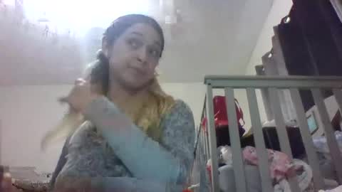 reddwaxx online show from 11/19/25, 10:10