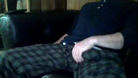 Snapshot of redfox60010 chatting on 04/05/26, 05:15 redfox60010 online show from 04/05/26, 05:15