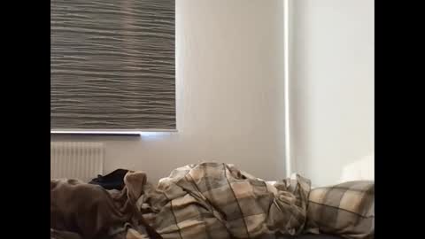 Snapshot of redfoxofficial chatting on 03/05/26, 10:11 Redfox online show from 03/05/26, 10:11