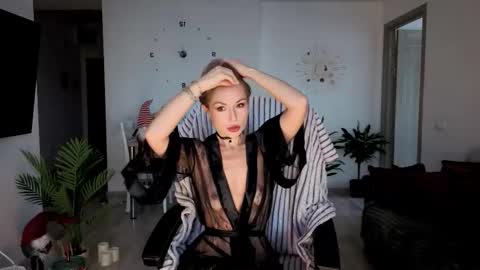 Alex online show from 12/20/25, 12:01