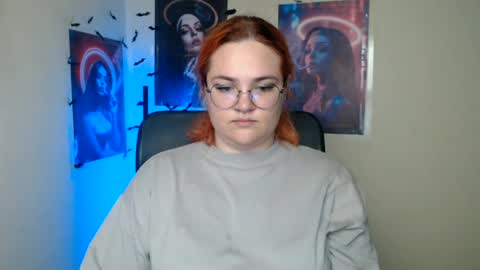 Snapshot of redhotqueen1 chatting on 07/20/26, 12:07 Rina online show from 07/20/26, 12:07