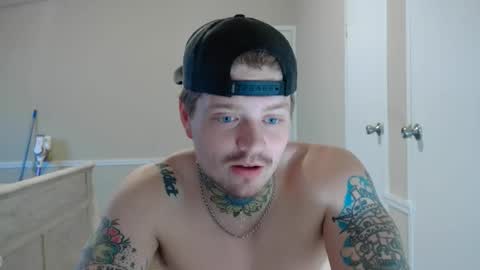 Snapshot of redinthebed chatting on 01/30/25, 05:39 InkedGinger online show from 01/30/25, 05:39