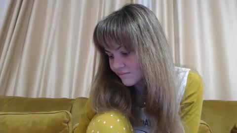 Snapshot of redjessica chatting on 01/11/26, 06:18 RedJessica online show from 01/11/26, 06:18