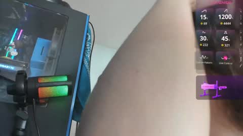 Snapshot of redjina_angel chatting on 10/02/25, 01:07 Redjina online show from 10/02/25, 01:07