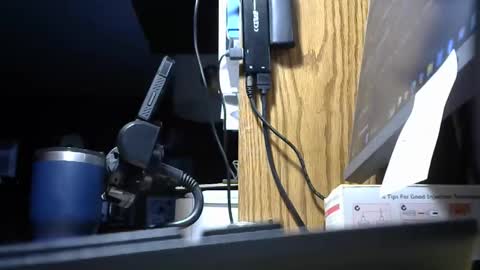 Snapshot of redneck1956 chatting on 12/14/25, 01:38 redneck1956 online show from 12/14/25, 01:38