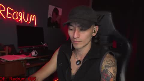 Red online show from 11/18/25, 12:27