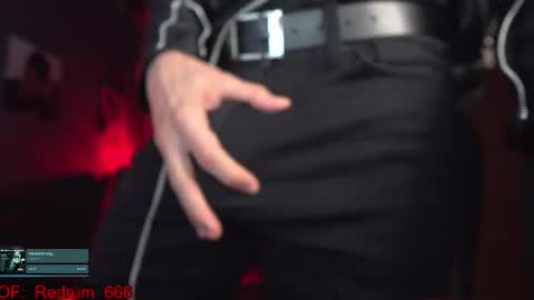 Snapshot of redrum_696 chatting on 02/02/26, 01:21 Red online show from 02/02/26, 01:21