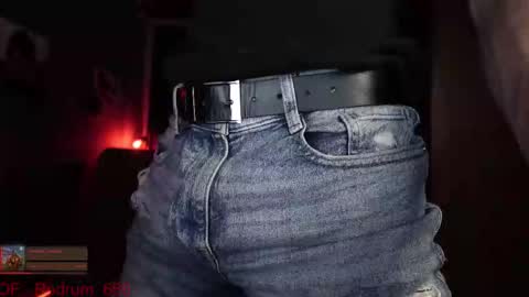 Snapshot of redrum_696 chatting on 02/16/26, 02:18 Red online show from 02/16/26, 02:18